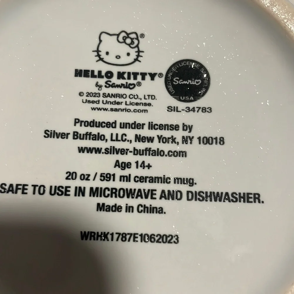 20 oz Ex-large Hello Kitty Mug‎